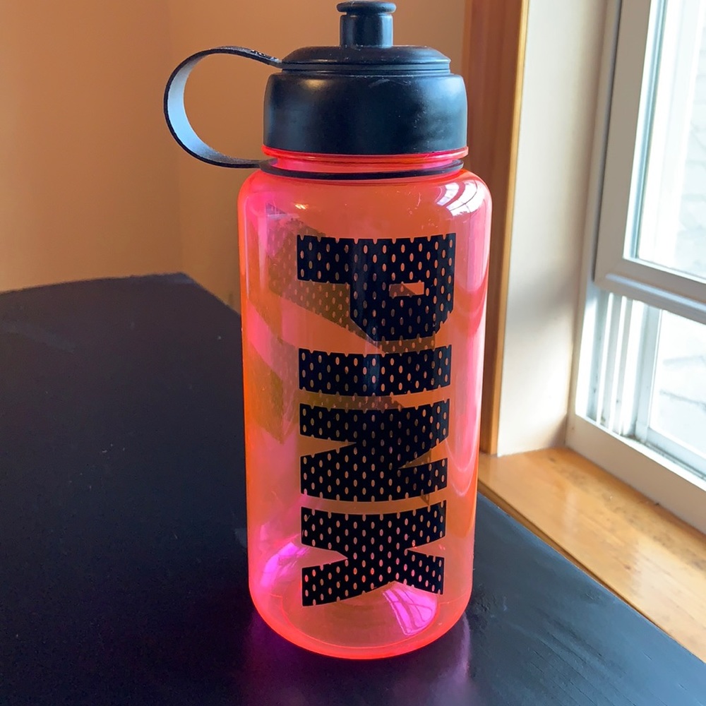 Victoria Secret Pink water bottle